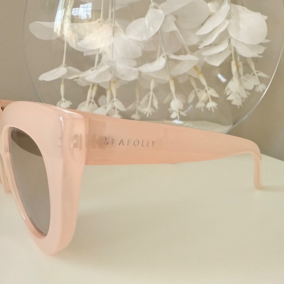 Seafolly Tortola Cat-Eye Sunglasses in Rose Ice - Picture 3 of 8